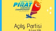 Bu gönderiyi Instagram'da gör Avrupa Pirat Şampiyonası için geri sayım başladı. Yarış öncesi saat 16:00’da düzenleyeceğimiz açılış partisine davetlisiniz! Şampiyona boyunca paylaşımlarınıza #eurosafpirateuropean2019 etiketini eklemeyi unutmayın ⛵️ TYF Pirat Komitesi (@piratturk)'in paylaştığı bir gönderi (12 Eyl, 2019, 3:59öö PDT)