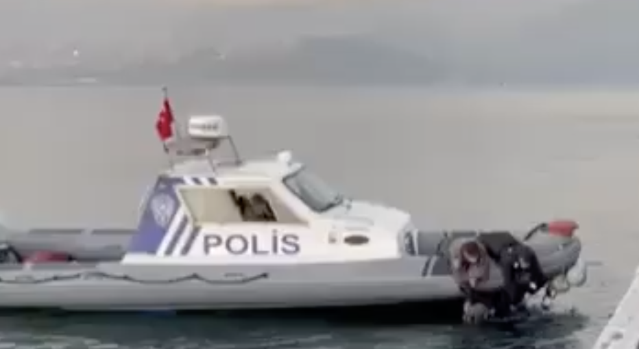 Bu gönderiyi Instagram'da gör izmir'de Çevirme Radar (@izmirdecevirme)'in paylaştığı bir