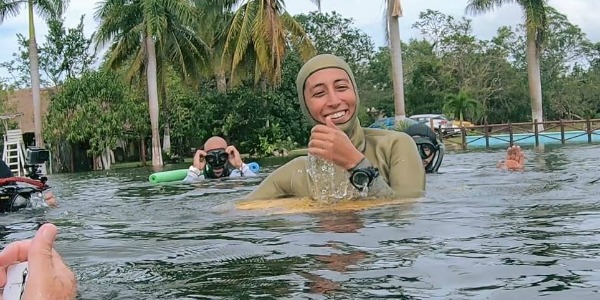 Serbest dalgıç Fatma Uruk, Meksika’da dünya rekorları için dalışlarına devam