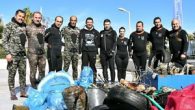 Türkiye’nin önemli turizm merkezlerinden Bodrum’da bir araya gelen gönüllü 15 dalgıç, ilçenin masmavi sularını yaz kış demeden temiz tutmak için çaba sarf ediyor. Dünyanın birçok bölgesinden yerli ve yabancı turistin tercih ettiği Bodrum, mavinin bütün renklerini barındıran koylarıyla ziyaretçilerini adeta […]