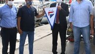 Antalya’nın Kemer Belediyesi, Kemer Belediyespor Yat ve Yelken Kulübü Derneği’ne şişme bot tahsis etti. Yat ve Yelken Kulübü Derneği’nin Kemer’deki deniz sporlarını canlandırmak amacıyla ihtiyaç duyduğu şişme botu, Kemer Belediyesi karşılayarak deniz sporlarına katkı sağladı. Dernek binası önünde yapılan programa, […]