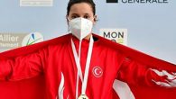 Fransa’da düzenlenen VIRTUS Dünya Yüzme Şampiyonası’nda milli sporcular biri altın, 4 madalya kazandılar. Deniz Şevin Şentuna, 200 metre sırtüstünde şampiyon oldu. Milli sporcular, müsabakalarda 3 de bronz madalya kazandılar. Türkiye Özel Sporcular Spor Federasyonu’ndan (TÖSSFED) yapılan açıklamaya göre, Montluçon’da devam […]