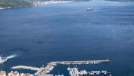 Çanakkale Çevre ve Şehircilik İl Müdürlüğü, Marmara ve Ege Denizi’nde geçtiğimiz yıl balıkçıların kabusu haline gelen müsilajın Çanakkale Boğazı’nda yeniden ortaya çıktığı iddialarına yanıt verdi. Çanakkale İl Müdürü Bekir Çelen, “Ekiplerimizle bölgede yaptığımız incelemede müsilaja rastlanmamıştır” dedi. Deniz salyası olarak […]