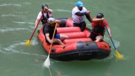 Artvin’de Çoruh Nehri üzerinde inşa edilen barajlar nedeni ile yapılamayan rafting sporunun yeniden canlanması için çalışmalar başladı. Artvin’de bulunan Çoruh Nehri üzerinde inşa edilen barajlar nedeniyle uzun yıllardır yapılamayan rafting sporunun yeniden canlanması için çalışma başlatıldı. Kentte heyecan uyandıran bu […]