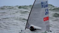 2021 Finn Gold Cup 05-12 Mayıs tarihleri arasında Porto – Portekiz’ de düzenlendi. 32 Ülkeden 52 yelkencinin mücadele ettiği kupada Olimpik Milli Sporcumuz Alican Kaynar (Fenerbahçe Doğuş Yelken) yarışları 21.sırada tamamladı. Yeni Zelanda’da Andy Maloney birinciliği elde ederken İspanya’dan Joan […]