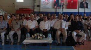 Balıkesir’in Erdek ilçesinde, “Deniz Çayırları” konu panel düzenlendi. Bandırma Onyedi
