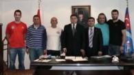   Federasyonumuzun 2011 yılı planlı faaliyet programında yer alan Sualtı Hokeyi Milli Takım Aday Kampı 08 Ocak 2011, Cumartesi günü Kartal Gençlik ve Spor İlçe Müdürlüğü Yüzme Havuzunda başlamıştır. 2011 yılında yapılacak olan Sualtı Hokeyi Dünya Şampiyonası ve Milli Takım […]