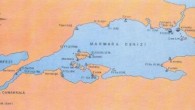 Marmara Denizi, kuzeyde İstanbul Boğazi ile Karadeniz’e, güneyde Çanakkale Boğazı ile Ege denizine bağlanan, Kuzey sahillerini Trakya’nın, güney sahillerini Anadolu’nun çevrelediği, 11.350 Kilometre kare yüzölçümü ile Asya ve Avrupa kıtalarının arasına sıkışmış bir iç denizdir. Genelde derinliği 200 metre civarında […]