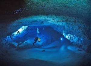 HAVA PLANLAMASI Kaza Raporu: 1972 Şubat ayında,belgeli iki scuba öğretmeni