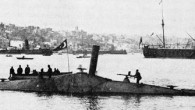 Abdülhamid Denizaltısı (Nordenfelt 2), Osmanlı Donanması’nın ilk denizaltısı. Vickers&Armstrong şirketi tarafından İngiltere’de inşa edilip, parçalar halinde Osmanlı’ya getirilmiş, Taşkızak Tersanesinde monte edilerek denize indirilmiştir (1886). 1888 yılında, Sarayburnu önlerinden dalarak akıntıya karşı ilerlemiş ve Üsküdar önlerinde demirlemiş boş bir gemiyi […]