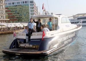 İzmir’de üretilen, sert hava şartlarında dahi denize açılabilen, Rockharbour sınıfı