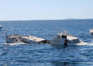 DİDİM’DE 1959 yapımı ‘SG 118’ isimli sahil güvenlik gemisi, dalış