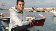 Zonguldak Karaelmas Üniversitesi (ZKÜ) Su Altı Spor Kulübü üyeleri, cumhuriyetin 88. yılı etkinlikleri kapsamında Kozlu’da yapılan balıkçı barınağında dalış yaptılar. Denizden bir çok madde çıkarken, bir adet Türk Bayrağı da çıktı. ZKÜ bünyesinde 2000’de kurulan Sualtı Sporları Kulübü, 29 Ekim […]