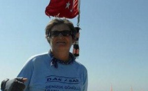 Yelken eğitmeni Ayşegül Sora ” Yunusların ait oldukları yer denizlerdir.