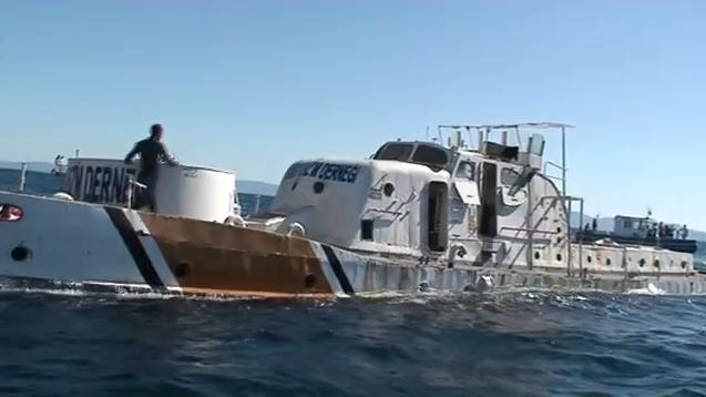 1.Ekim.2011 Didim’de sahil güvenlik botu SG 118 son yolculuğuna çıktı,