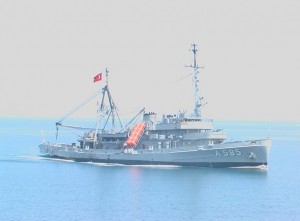 Halen donanmamızda hizmet veren, efsanevi kurtarma dalgıçlarının gemisi AKIN. Biz