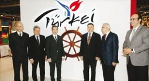 ALMANYA’nın Düsseldorf kentinde düzenlenen Boot fuarına katılan turizmcilere ve yatçılara,