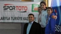 Federasyonumuzun 2012 yılı planlı faaliyet programında yer alan Paletli Yüzme Açık Yaş Kısa Kulvar Bireysel Türkiye Şampiyonası 7-8 Ocak 2012 tarihleri arasında İstanbul Sultanbeyli kapalı yüzme havuzunda düzenlenmiştir. Hafta sonunda gerçekleşen yarışmalara 200 sporcu ve ailelerinin katılımıyla yoğun bir ilgi […]