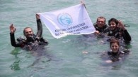 Karadeniz Dalgıçlar Spor Kulübü’nün organize ettiği ve Rize Belediyesi’nin des destek verdiği Fener sahilinde yapılan tüplü dalışta dalgıçlar, Rize Belediyesi’ne ait “Dursun Kaptan” isimli vapuru kullandılar. Doğu Karadeniz Kalkınma Ajansı tarafından desteklenen “Derinlerdeki Tarihe Yolculuk” isimli proje içeriğinde, bölgenin dalış […]