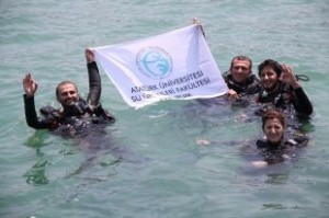 Karadeniz Dalgıçlar Spor Kulübü’nün organize ettiği ve Rize Belediyesi’nin des