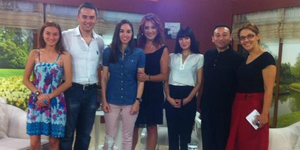 Biz Bize Programı
