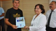 Tarsus Belediyesi İtfaiye Müdürlüğü erlerinden 5 kişi Su Altı 3 yıldız Dalgıçlık Belgesi aldı. İtfaiye Müdürlüğü TAR-KUR bünyesinde faaliyet gösterecek olan dalgıçlara sertifikalarını Belediye Başkan Vekili Fazilet Özcan ve Belediye Başkan Yardımcısı Kerim Tufan törenle verdi. Türkiye Sualtı Sporları Federasyonu […]