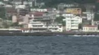 Norveç’ten yüklenen dev petrol borusunu Ukrayna’nın Odesa Limanı’na götüren, Antigua bayraklı ’Salus’ isimli römorkörün Çanakkale Boğazından geçti. ‘Salus’a Boğaz geçişi sırasında üç römorkör eşlik etti. Norveç’ten 396 metre boyunda, 9 metre genişliğindeki petrol borusunu Ukrayna’nın Odesa Limanı’na çekerek götüren ‘Salus’ […]