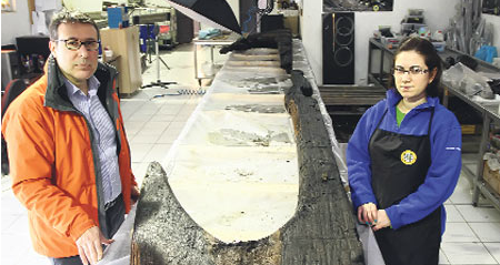 Karaburun Feneri’nin hemen önünde 2011 yılının Mart ayında trolle avlanan