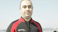 Alp Baranok ile dalışta tanıştık. Doğal olarak. Birkaç senedir, yazları karşılaşıyoruz. Birlikte dalma imkanı bulduğuma seviniyorum çünkü benim de fotoğrafımı çekti. Buna pek memnun oldum doğrusu. Alp Baranok, güzel fotoğraflarını özellikle Facebook üzerinden sıklıkla paylaşmaya devam ediyor. Konusuyla ilgili kendini […]