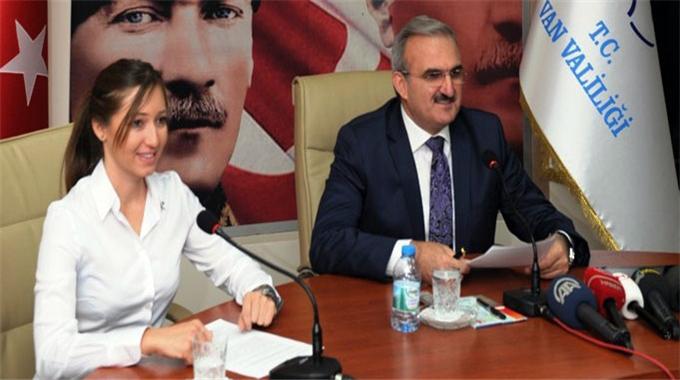 Van Gölü’nde paletsiz, değişken ağırlık ile 55 metre olan dünya