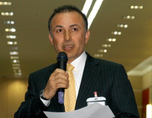 DTO Yönetim Kurulu Başkanı Metin Kalkavan ve DTO Meclis Başkanı