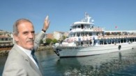 Bursa Büyükşehir Belediyesi’nin sosyal sorumluluk projeleri arasında yer alan ve denizi görme fırsatı bulamayan vatandaşları sahillerle buluşturmak amacıyla düzenlenen Mudanya-Armutlu arası ücretsiz Mavi Tur seferleri başladı. Büyükşehir Belediye Başkanı Recep Altepe, maddi imkansızlıklar nedeniyle denize gitme fırsatı bulamayan vatandaşların, bu […]