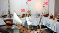 Gölcük Belediyesi Sanat Galerisinde düzenlenen törenle açılan sergi sanatseverler ve davetliler tarafından oldukça beğenildi. Serginin açılışını Gölcük Belediye Başkan Vekili İsmail Gençdemir ve Kurs Öğretmeni Arsun Karakurt birlikte yaptı. Törene Gölcük Belediyesi Genel Koordinatörü Nihat Abiş, THK Gölcük Şube Müdürü […]