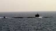 Rum Savunma Bakanı Fotis Foitu’nun Güney Kıbrıs’ın 2013-2018 dönemindeki savunma planları ve RMMO’nun yeniden yapılandırılmasına ilişkin hazırladığı stratejik planlamada, RMMO’nun modern silah teçhizatlarıyla güçlendirilmesini öngördüğü, bu teçhizatlar arasında iki de denizaltının bulunduğu bildirildi. Politis gazetesi, Fotiu’nun Cuma günü RMMO kurmaylarına […]