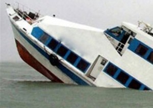 Filipinler’de yaklaşık 60 kişiyi taşıyan feribotun batması sonucu bir kişi
