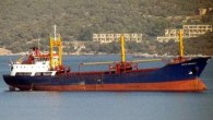 İstanbul’dan Mersin’e gitmek üzere hareket eden rulo saç yüklü ‘Tayyar Şenkaya 1’ adlı kargo gemisi, sabaha karşı saat 04.15’te Antalya açıklarında ambar bölümünden su alarak batmaya başladı. Geminin denize atlayan 11 mürettebatı bir saat sonra yanlarına gelen başka bir gemi […]