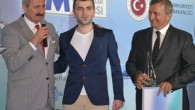 Ekonomi Bakanlığı’nın koordinatörlüğünde, Türkiye İhracatçılar Meclisi’nin (TİM) desteği ve İstanbul Gemi ve Yat İhracatçıları Birliği’nin (İGYİB) organizasyonuyla gerçekleşen ‘2. Gemi ve Yat Tasarım Yarışması’nda ödüller sahibini buldu. Tasarım yarışmasında yeni nesil gemi, yat ve balıkçı tekneleri biodizel ve güneş enerjisiyle […]
