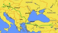 Nabucco Doğalgaz Boru Hattı Projesi başlamadan sona erdi. Nabucco’dan geçecek gazı temin edecek olan Şahdeniz Konsorsiyumu Nabucco yerine Trans-Adriyatik Doğalgaz Boru Hattı Projesi’ni (TAP) tercih etti. Şahdeniz Konsorsiyumunu oluşturan BP, Total , Statoil ve Socar yeni hattın Yunanistan, Arnavutluk ve […]