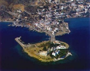 Muğla’nın Datça İlçesi’ndeki liman olarak kullanılan balıkçı barınağının iki yıl