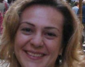 Kadın Gözüyle Dalış Çocukluğumdan itibaren sevmişimdir renkleri. Hüzün kokan renklere
