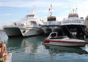 Alanya ile Kıbrıs’ın Girne şehri arasında haftada 2 gün yapılan