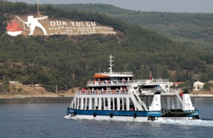 ÇANAKKALE Boğazı ve adalar hattında deniz ulaşımını sağlayan GESTAŞ, araç