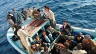 İtalya’nın Sicilya adası açıklarında Suriye’deki iç savaştan kaçarak Avrupa ülkelerine gitmek isteyen yüzlerce Suriyeli mülteci kurtarıldı. İtalya’nın Sicilya adası açıklarında kalabalık teknelerdeki Suriyeli mülteciler kurtarıldı. İtalyan deniz kuvvetlerinden yapılan açıklamada, bir balıkçı teknesinde 50 kadarı çocuk 200 Suriyelinin kurtarıldığı belirtildi. […]