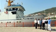 Dokuz Eylül Üniversitesi’ne ait Koca Piri Reis sismik araştırma gemisi, fay hattında incelemelerde bulunmak üzere Bursa’nın Gemlik körfezine geldi. İskeleye yanaşan sismik araştırma gemisinde Gemlik Kaymakamı Cahit Işık ve Bursa İl Genel Meclisi üyesi Ercan Barutçuoğlu incelemelerde bulundu.17 Ağustos 1999 […]