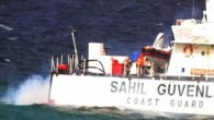Balıkesir’in Ayvalık ilçesine bağlı Altınova beldesi sahili açıklarında yasa dışı yollardan Yunanistan’ın Midilli adasına gitmek isteyen 43 kaçak göçmen, Ege Denizinde Yunan Sahil Güvenlik botlarına yakalandı. Aralarında yaşları 2 ile 12 arasında değişen 16 çocuk ve 11 kadının bulunduğu toplam […]