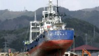 Japonya’da 2011’deki deprem ve tsunami sırasında dev dalgalarla karaya sürüklenen 60 metrelik geminin parçalanmasına başlandı. Bölge sakinlerinin bir kısmı, geminin 11 Mart’ın bir hatırası olarak tutulmasını istiyordu. Ancak bölgede yapılan araştırma neticesinde halkın yüzde 70’nin, geminin kaldırılmasından yana olduğu ortaya […]