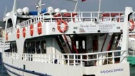 Aydın’ın Kuşadası İlçesi’nden Yunanistan’ın Sisam Adası’na giden yolculara sattıkları her biletten vergi isteyen Yunan makamlarının talebini geri çeviren Türk firmasının Sisam Adası’nda el konulan feribotu Ulaştırma Denizcilik Haberleşme Bakanlığı ve Dışişleri Bakanlıklarının yaptıkları yoğun girişimlerin ve istişarelerin ardından bugün serbest […]