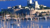 Bodrum’da imara aykırı olduğu tespit edilen yapılar, tebligatların ardından yıkılmaya başladı. Göltürkbükü Belediye Başkanı Halil İbrahim Kaynar, gazetecilere yaptığı açıklamada, Bodrum Yarımadası’nda yapılan incelemelerin ardından imar kanununa aykırı şekilde çarpık yapılaşmalar tespit edildiğini, bu yapıların mühürlenerek sahiplerine gerekli tebligatların yapıldığını […]