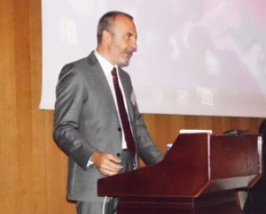 Çevre ve Şehircilik Bakanlığı, TÜBİTAK gibi kurum temsilcileri ve akademisyenlerin