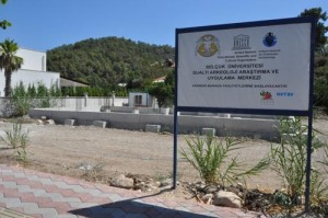 Kemer’de geniş bir katılımla temeli atılan Selçuk Üniversitesi Sualtı Arkeolojisi